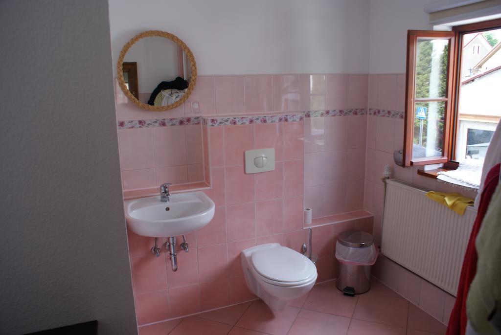 Pokoje Goscinne U Eweliny Bogatynia Habitación foto