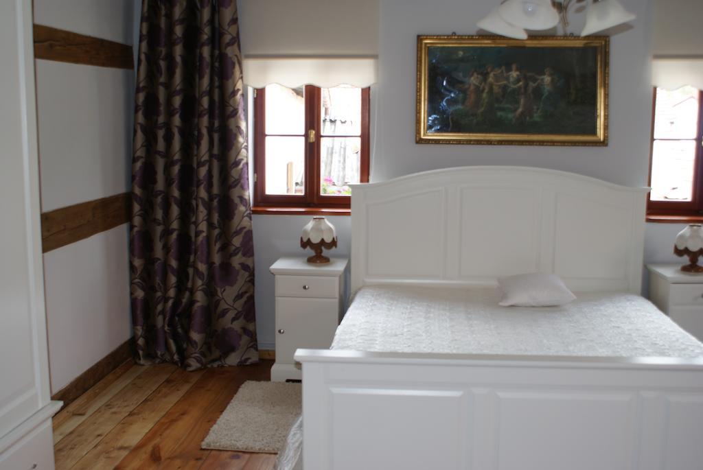 Pokoje Goscinne U Eweliny Bogatynia Habitación foto