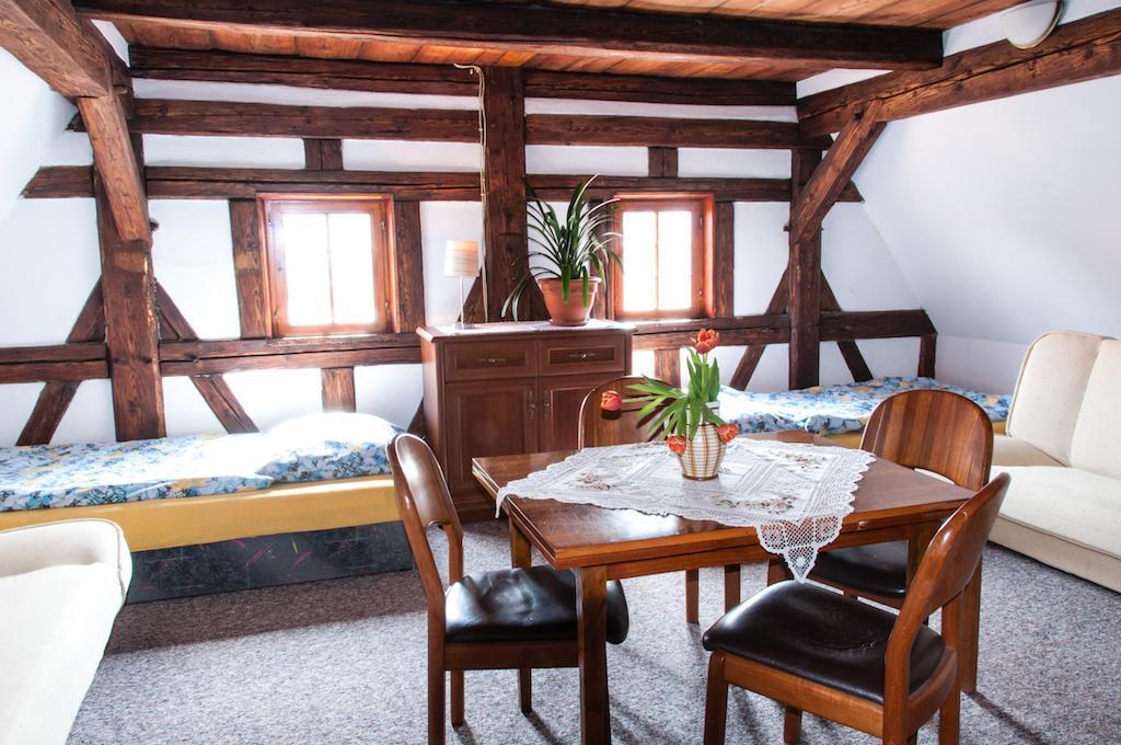 Pokoje Goscinne U Eweliny Bogatynia Habitación foto